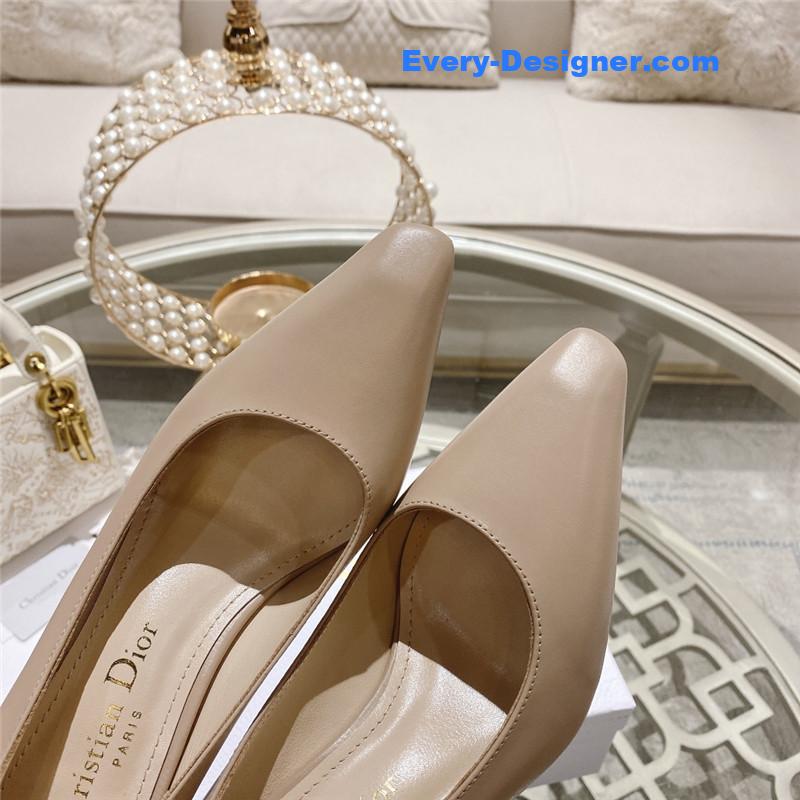 D10r spring and summer classic retro high heel shoes