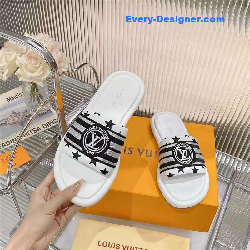 l0vis Vvtt0n lv counters feature the latest slippers