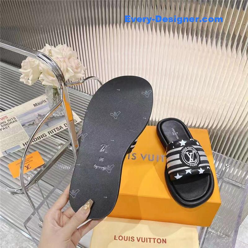 l0vis Vvtt0n lv counters feature the latest slippers