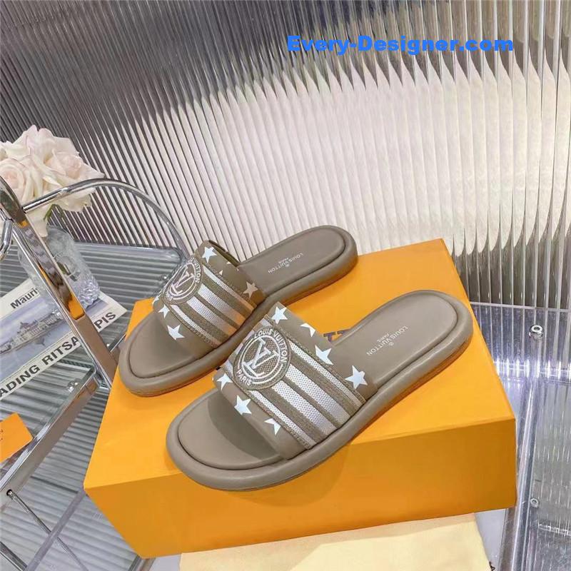 l0vis Vvtt0n lv counters feature the latest slippers