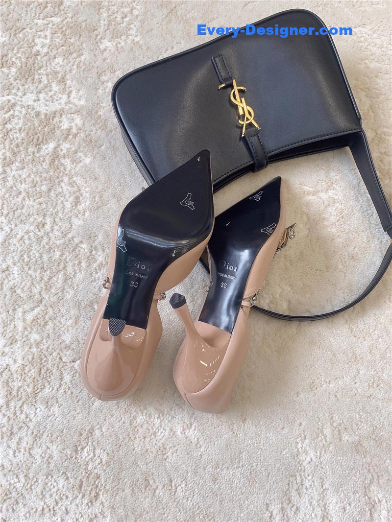 D10r medieval style series new high heels