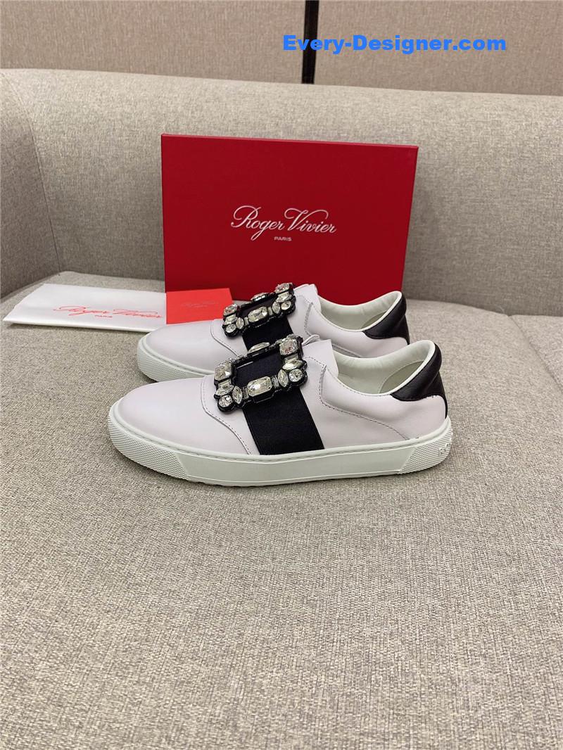 roger vivier new D1am0nd buckle casual shoes