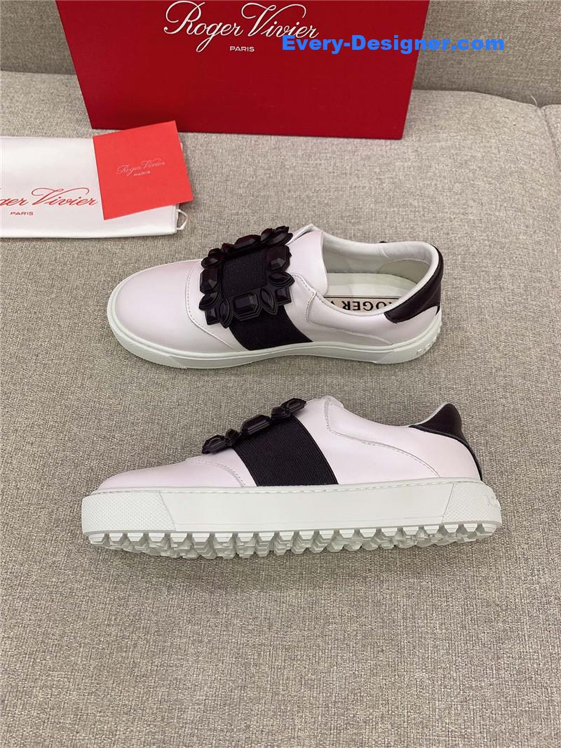 roger vivier new D1am0nd buckle casual shoes