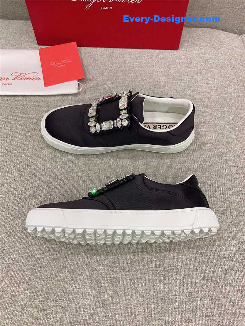 roger vivier new D1am0nd buckle casual shoes