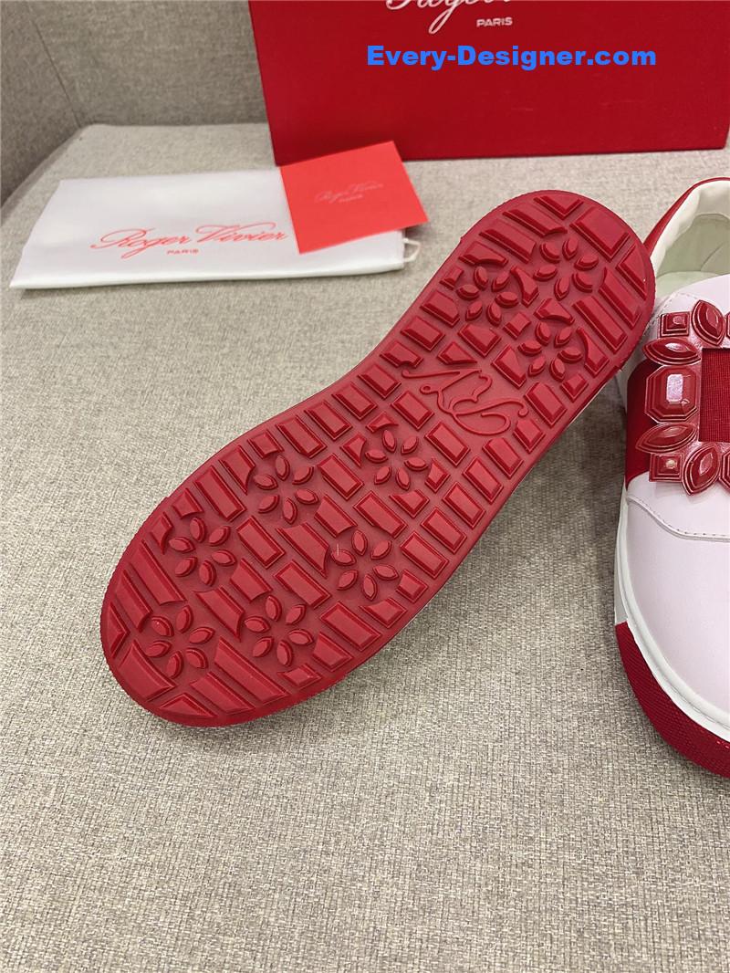 roger vivier new D1am0nd buckle casual shoes