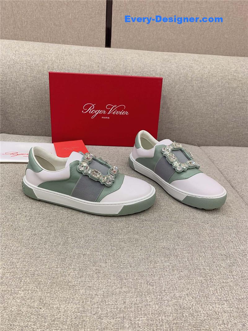 roger vivier new D1am0nd buckle casual shoes