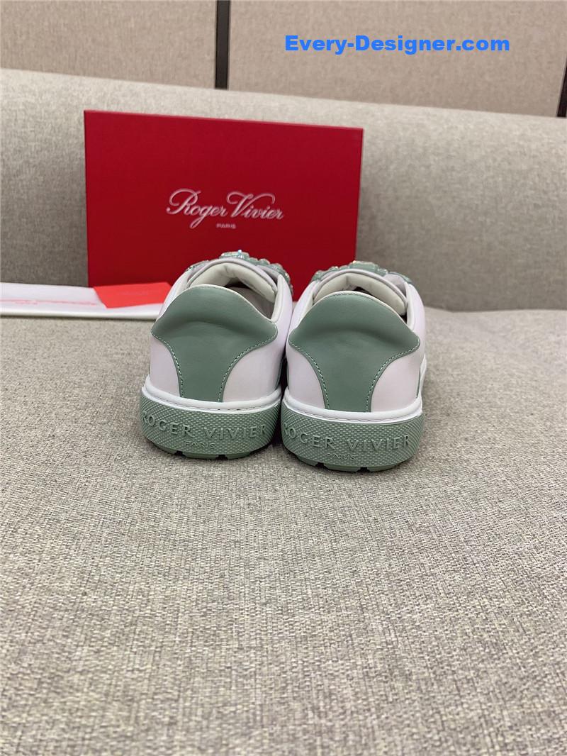 roger vivier new D1am0nd buckle casual shoes