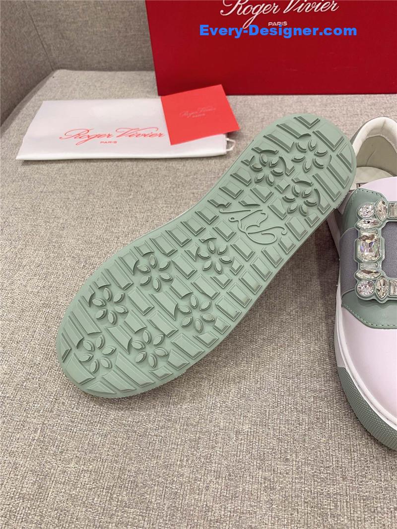 roger vivier new D1am0nd buckle casual shoes