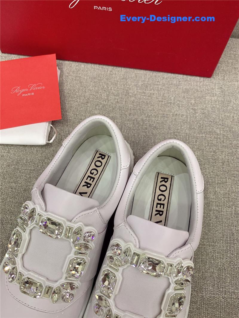 roger vivier new D1am0nd buckle casual shoes