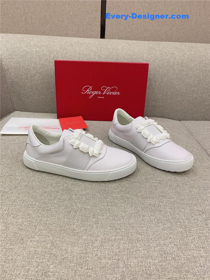 roger vivier new D1am0nd buckle casual shoes