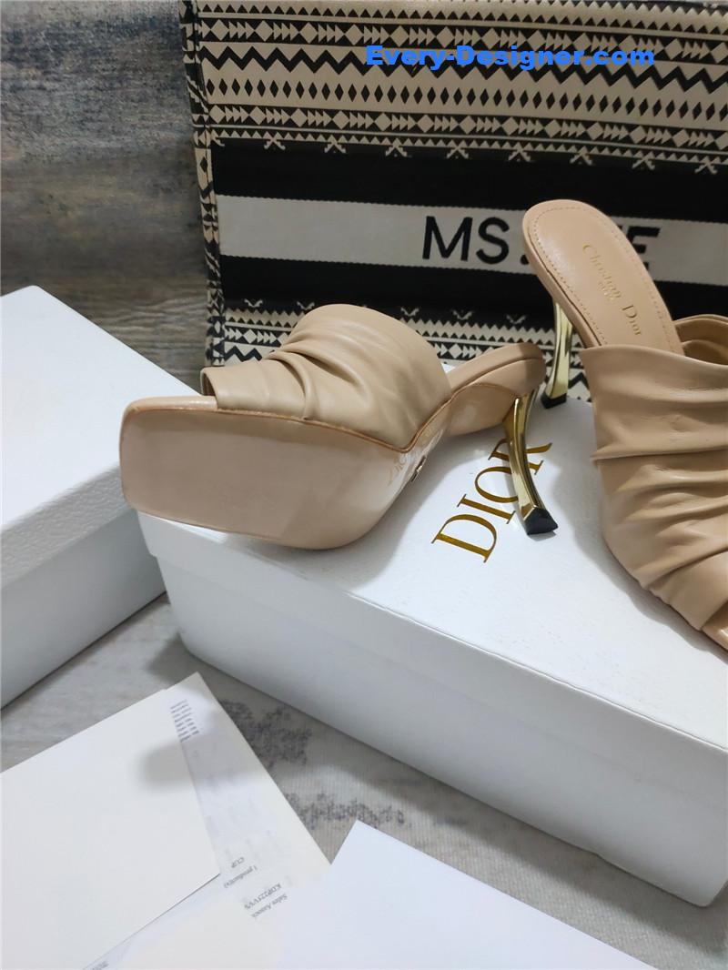 D10r leather high heel sandals