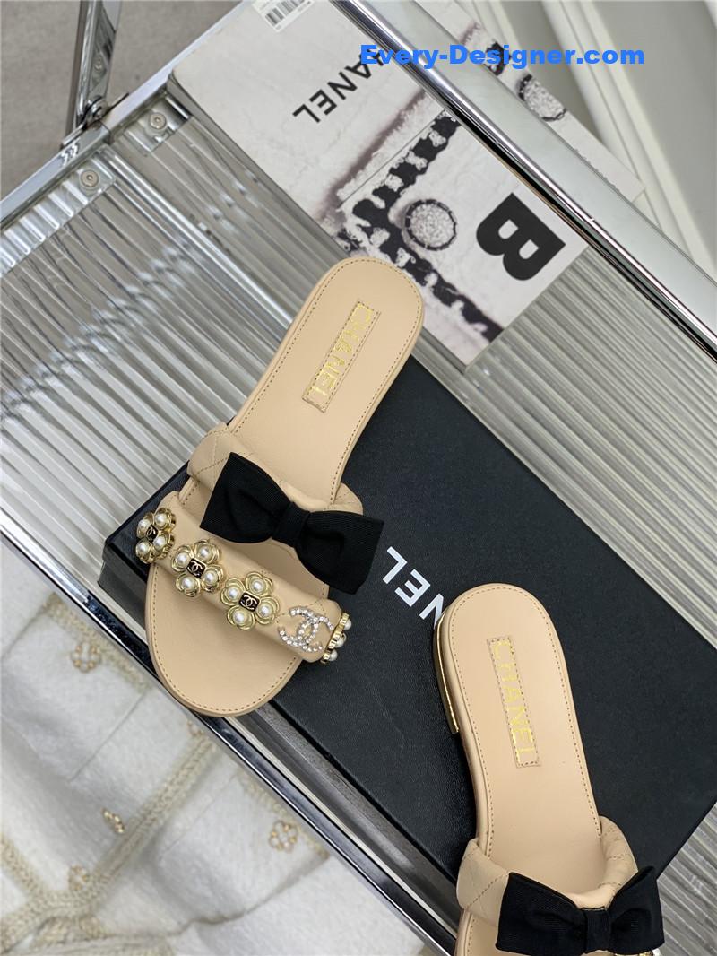 CC sheepskin lozenge slippers