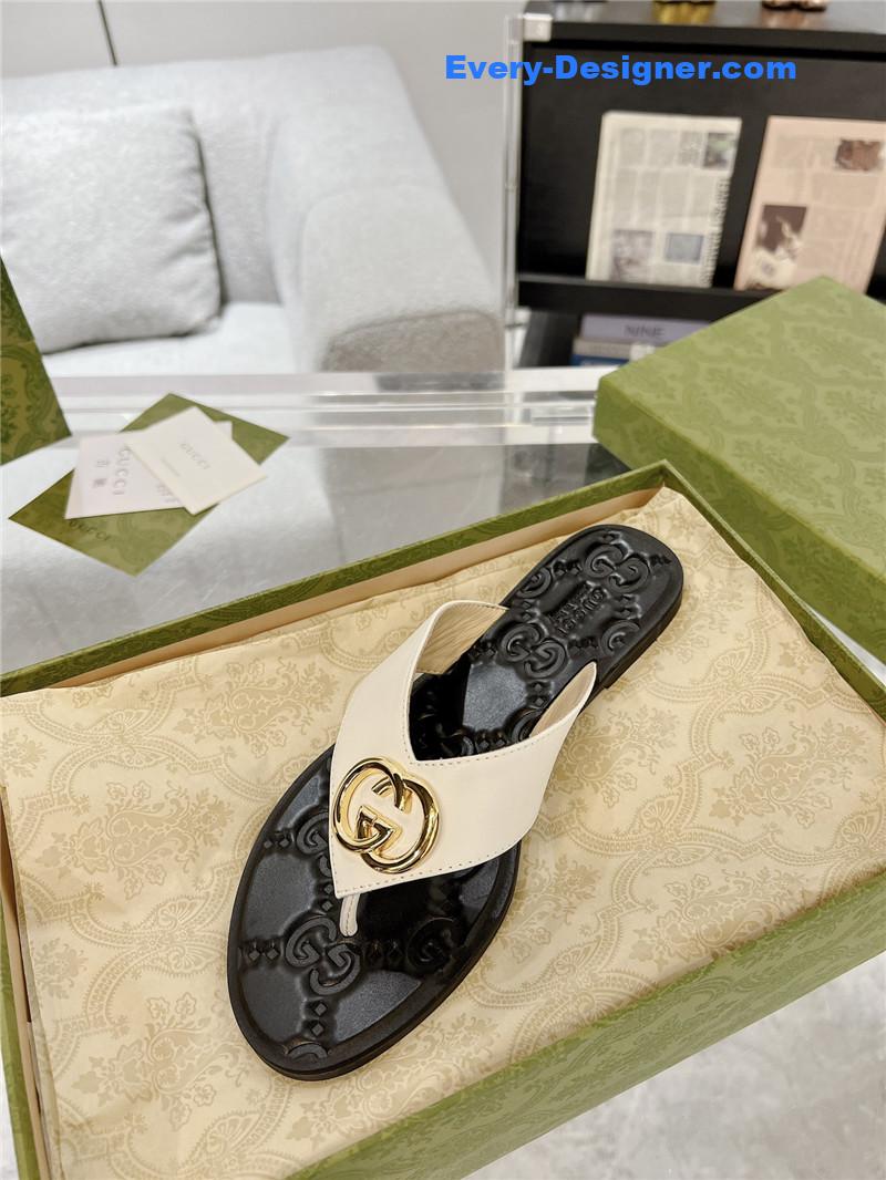 Gvc*1 interlocking double g flip flops