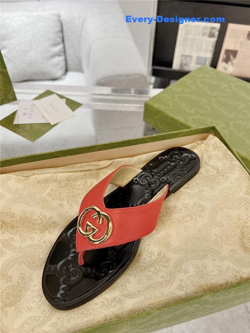 Gvc*1 interlocking double g flip flops