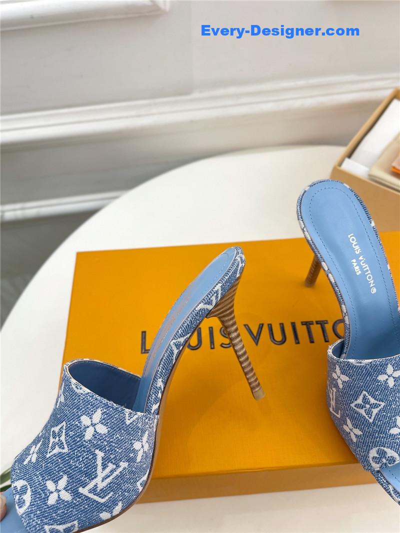 l0vis Vvtt0n lv latest slippers