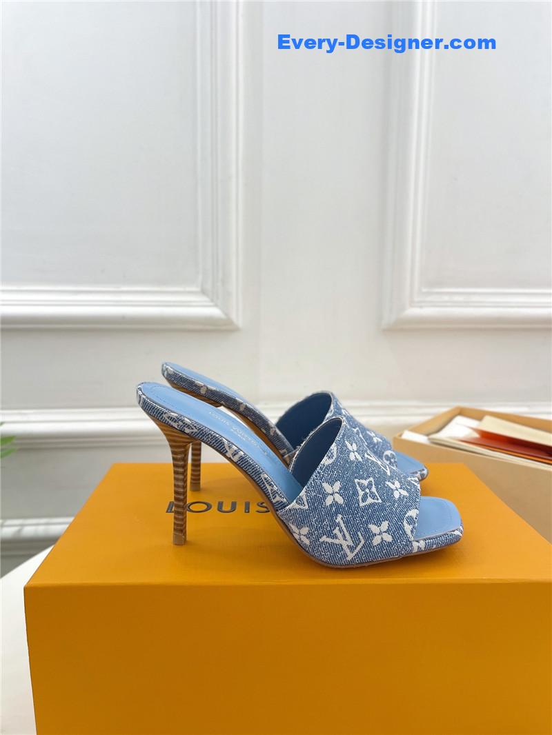 l0vis Vvtt0n lv latest slippers