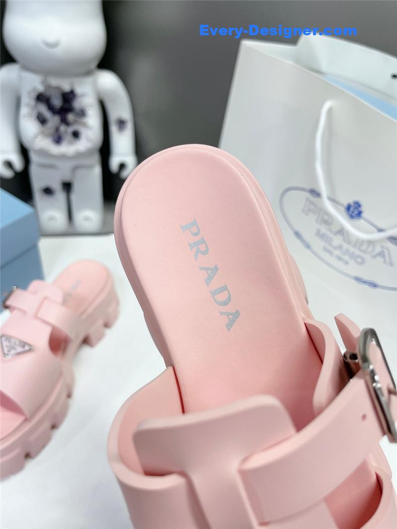 Pra*a zigzag roman braid platform rubber sandals