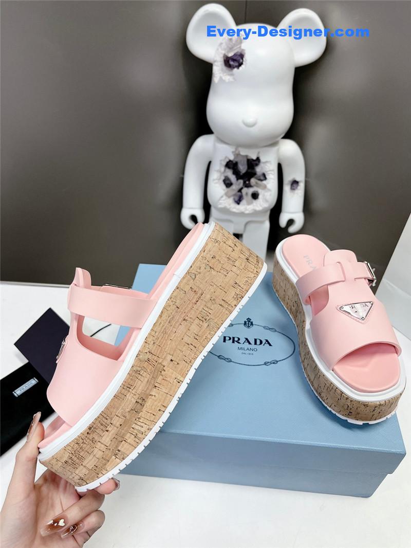 Pra*a zigzag roman braid platform rubber sandals