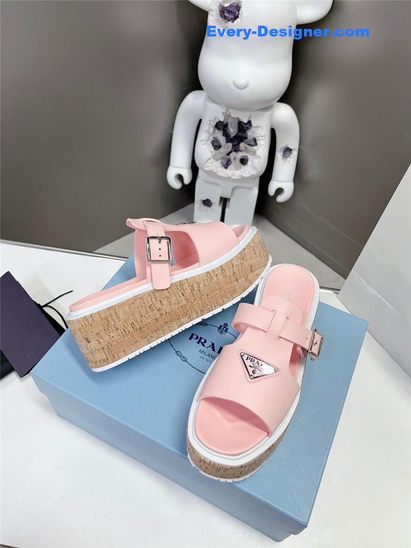 Pra*a zigzag roman braid platform rubber sandals