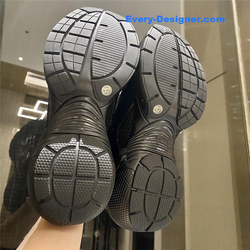 Givenchy spring and summer show new sports shoes