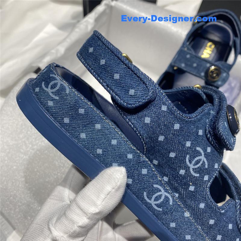 CC new Velcro sandals