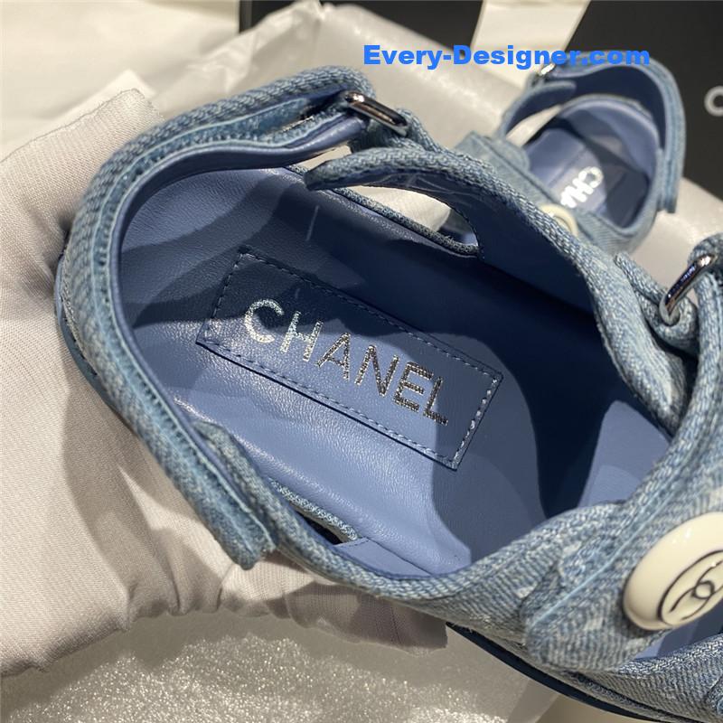 CC new Velcro sandals