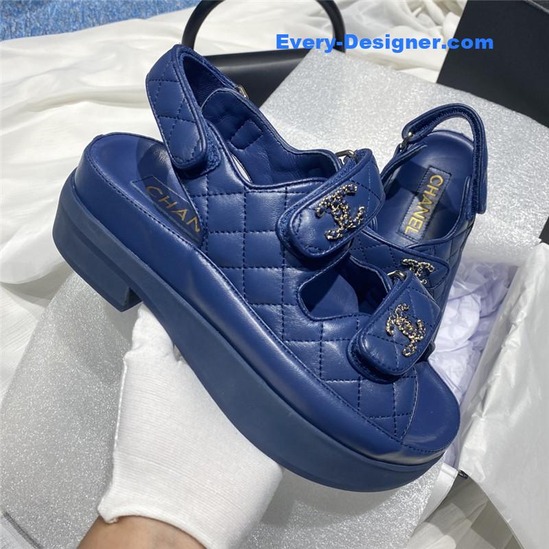 CC bow beach sandals