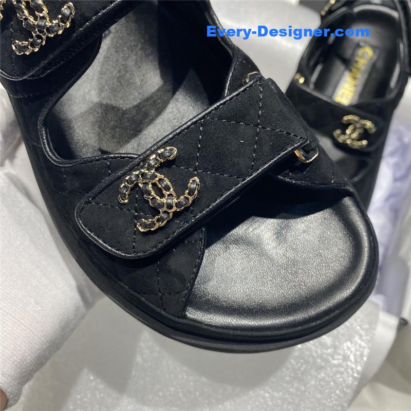 CC bow beach sandals