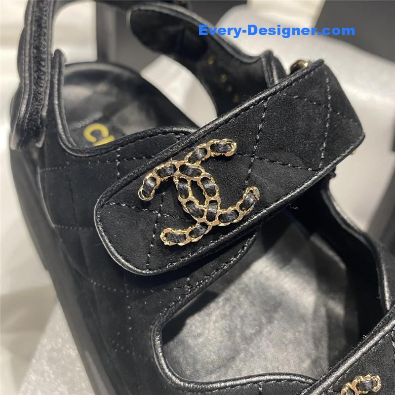 CC bow beach sandals