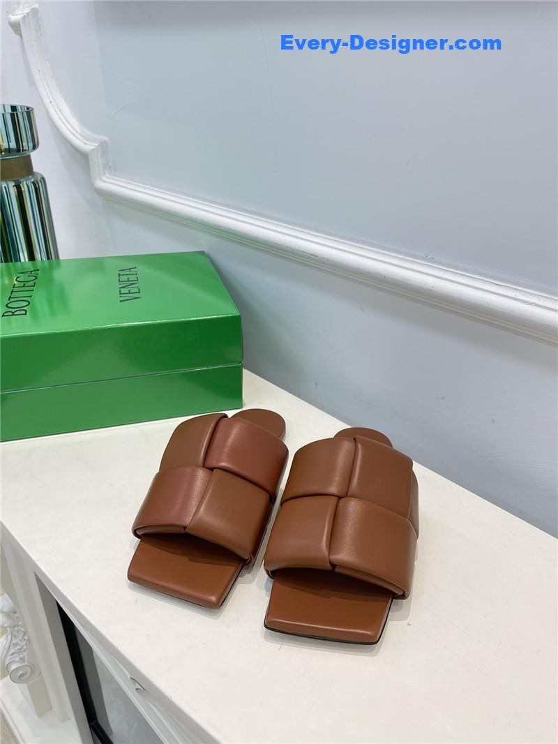 b0tt*ga Ven*ta patch slides