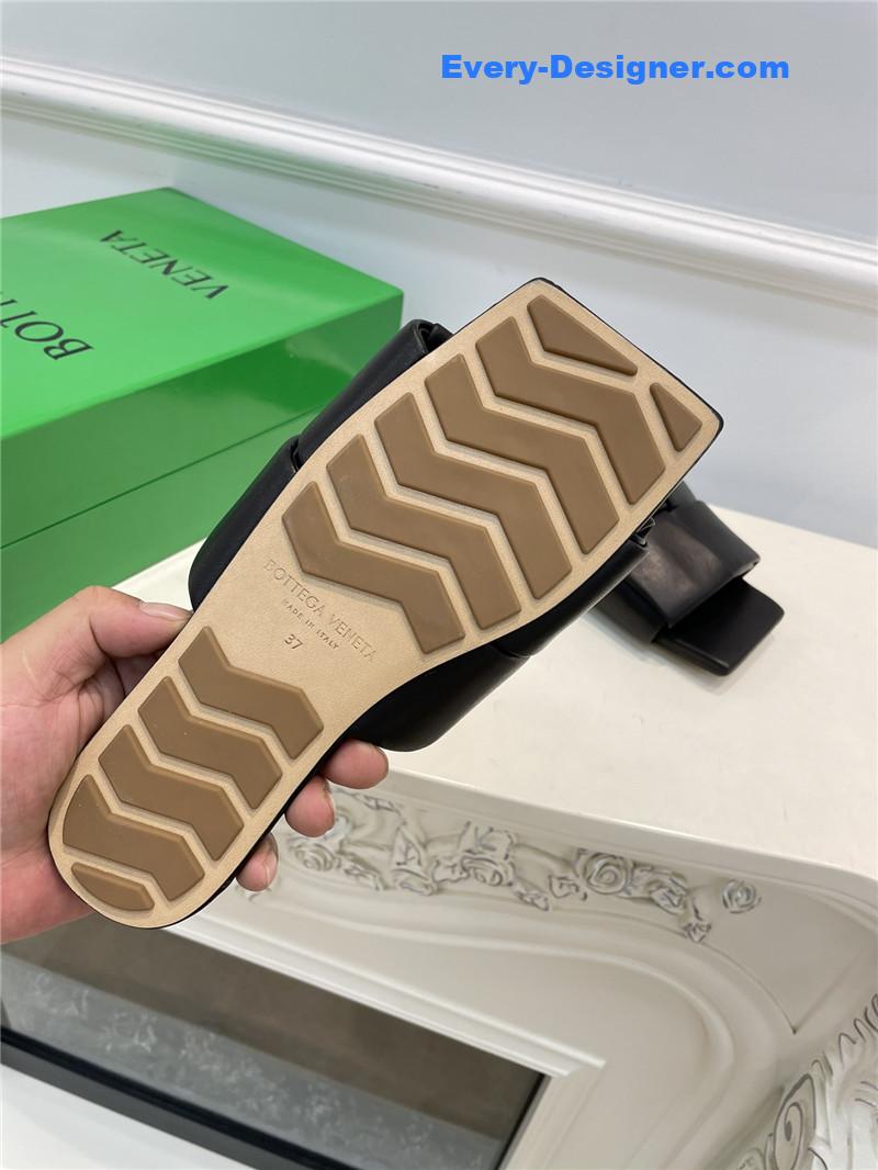 b0tt*ga Ven*ta patch slides