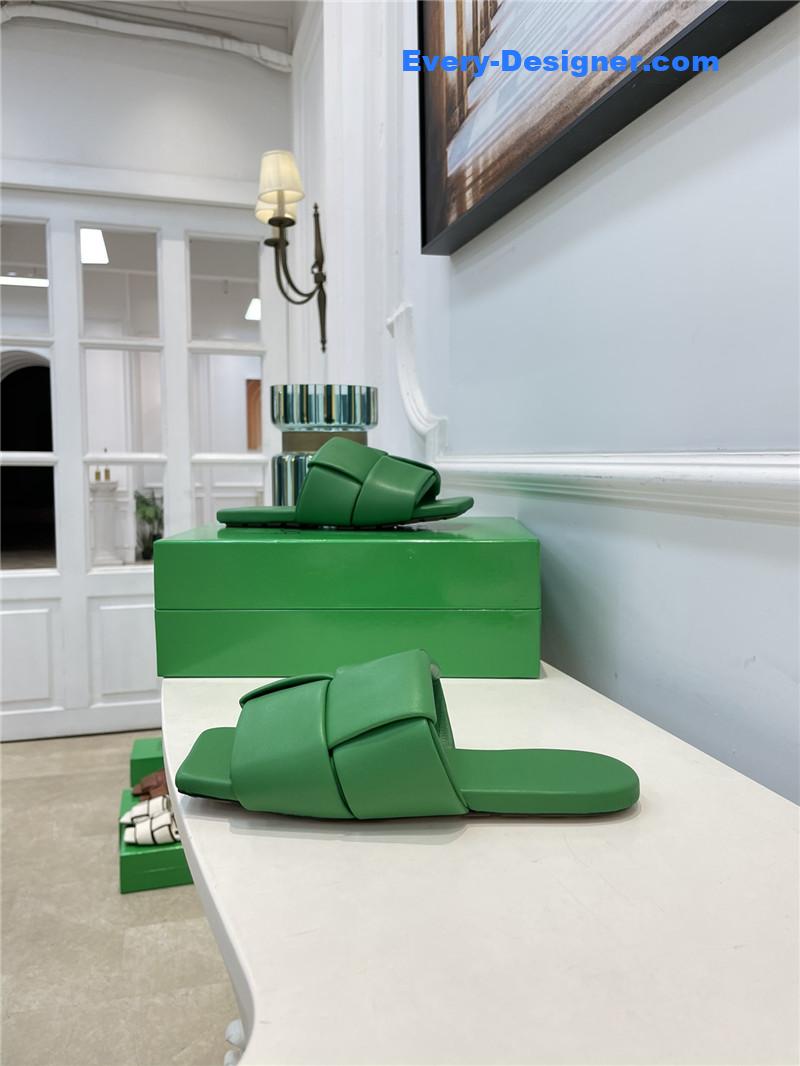 b0tt*ga Ven*ta patch slides