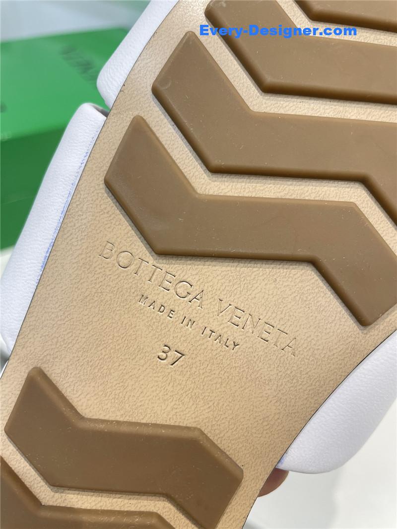 b0tt*ga Ven*ta patch slides