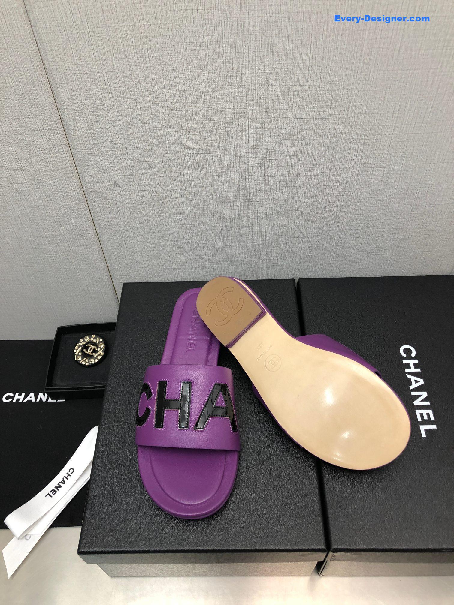 CC color matching letter leather buckle slippers