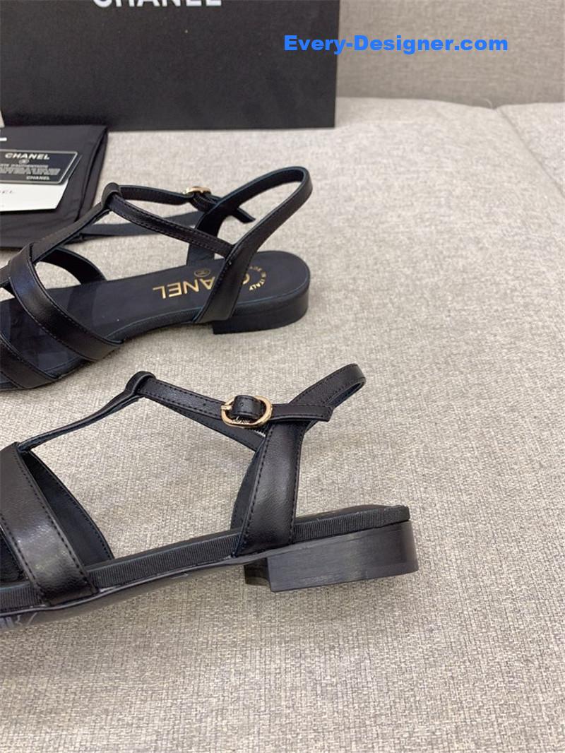 CC new pointed sandals