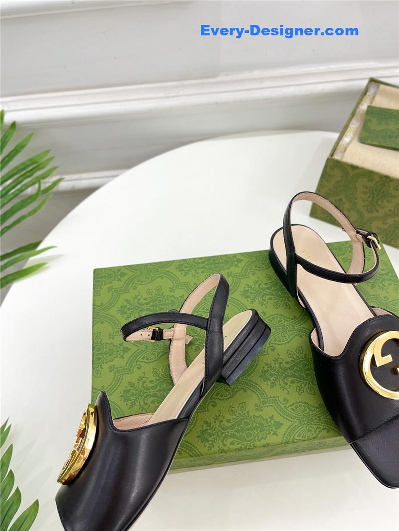 Gvc*1 flagship series sandals