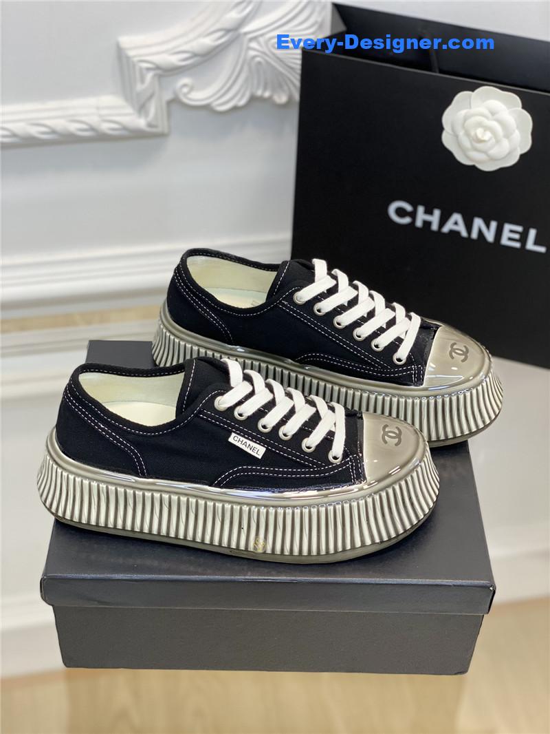 Ch**el platform canvas sneakers