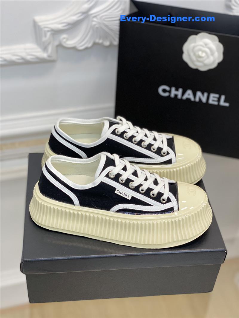 Ch**el platform canvas sneakers