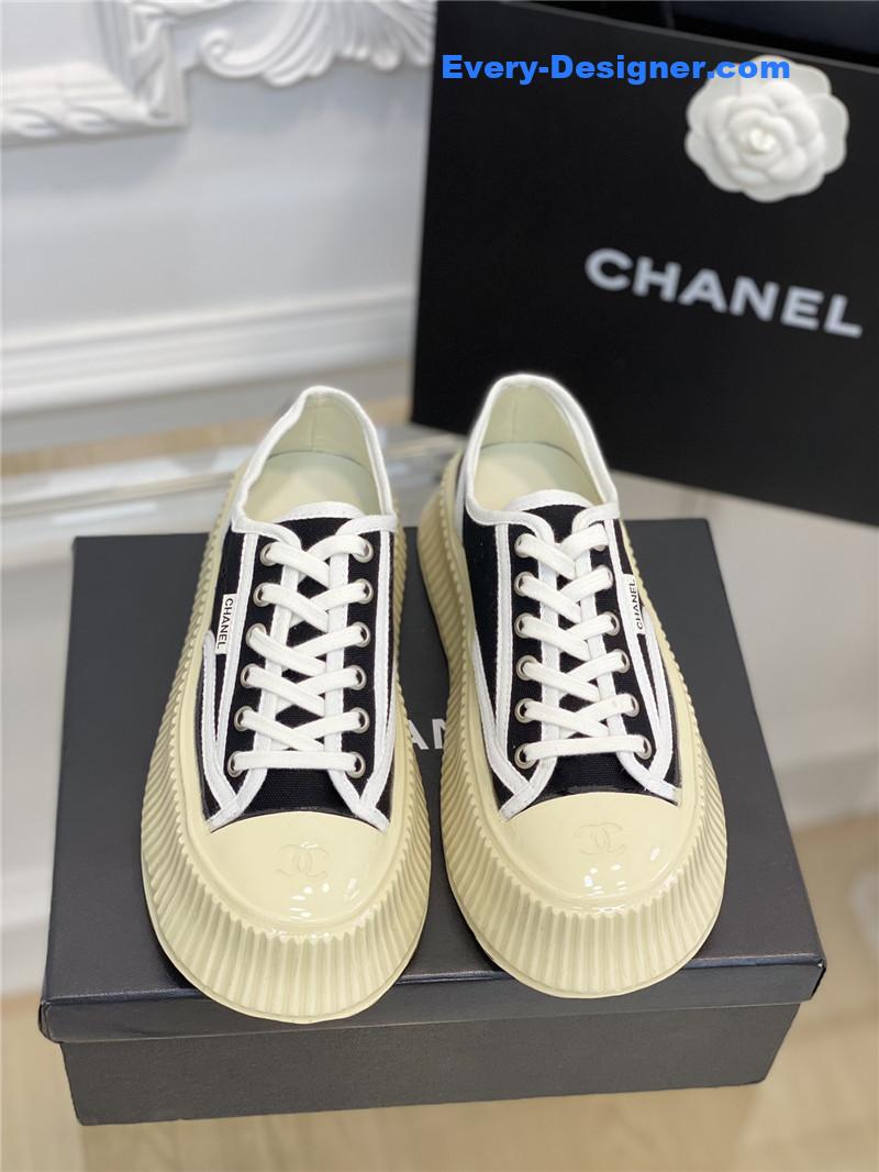 Ch**el platform canvas sneakers