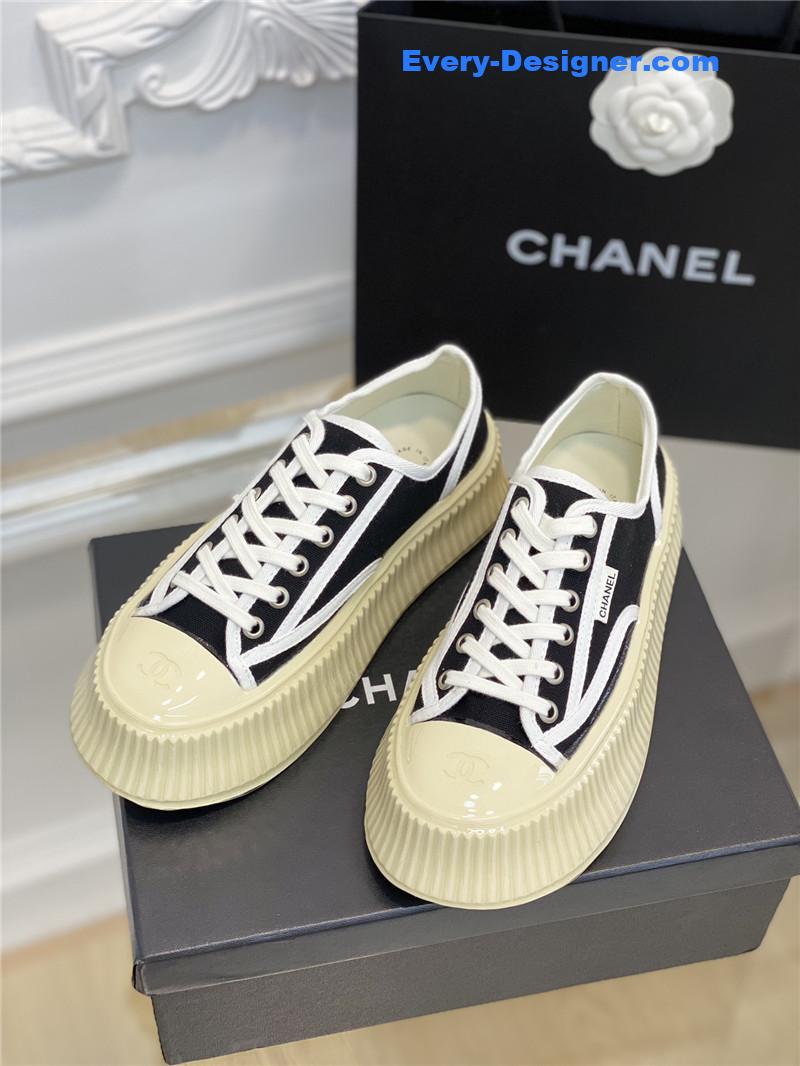 Ch**el platform canvas sneakers