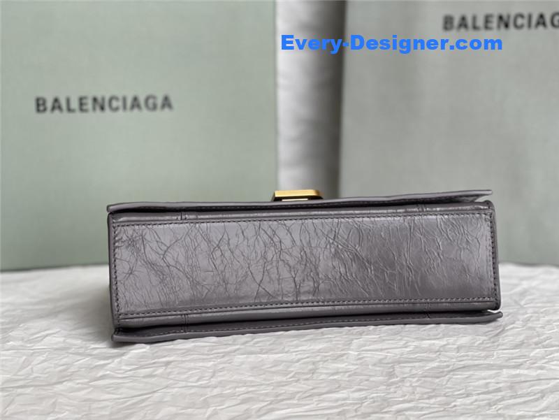 Ba1en*iaga crush small chain bag