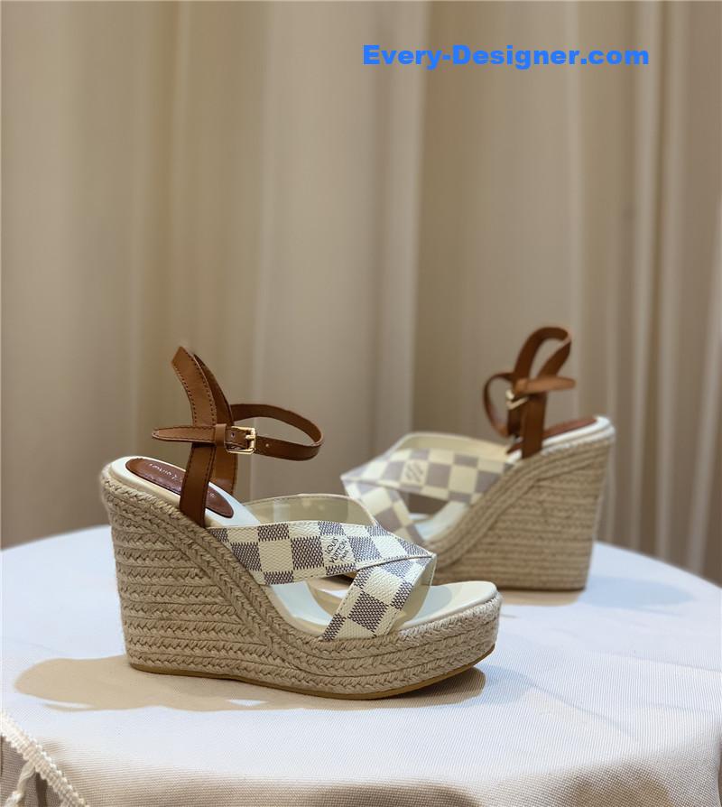 l0vis vvtt0n lv hot D1am0nd wedge sandals