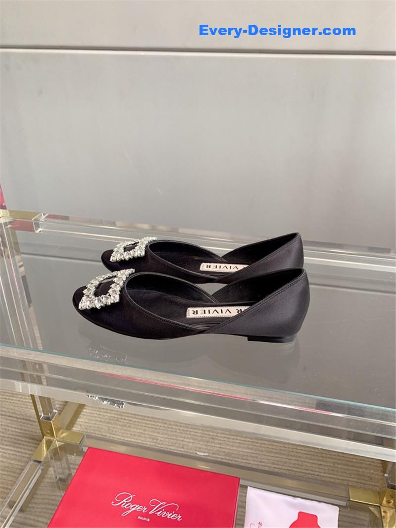 Roger vivier new hollow square buckle flat bottom