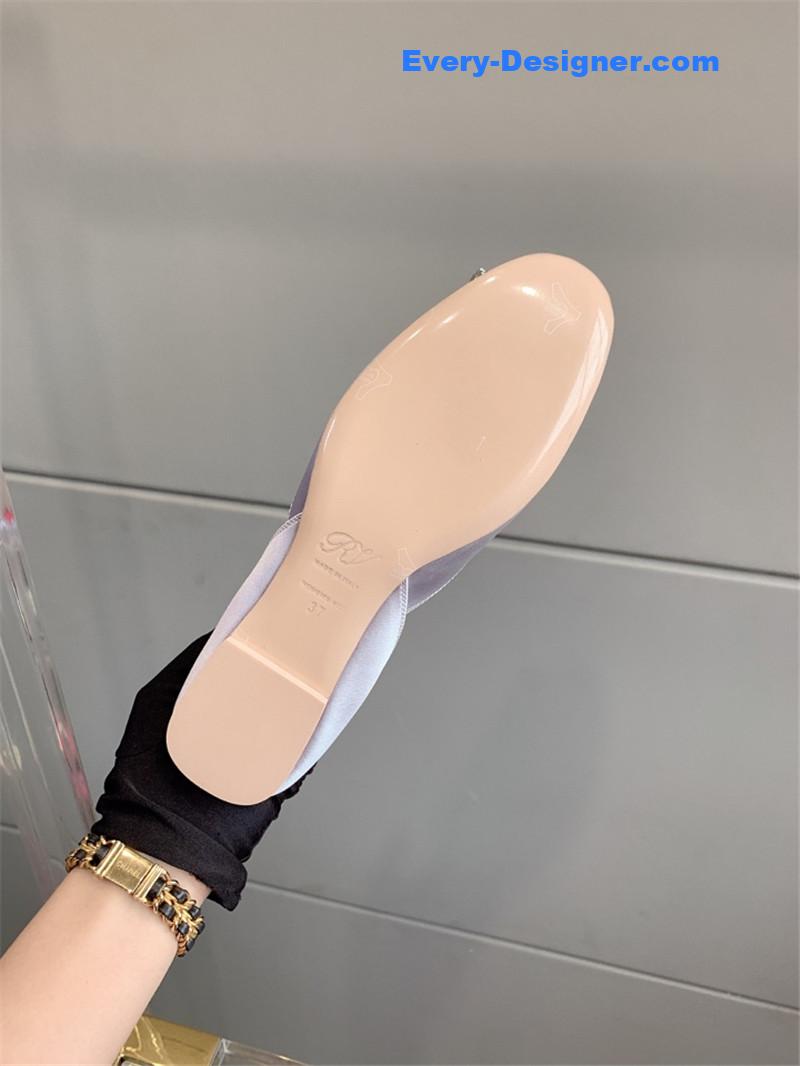 Roger vivier new hollow square buckle flat bottom