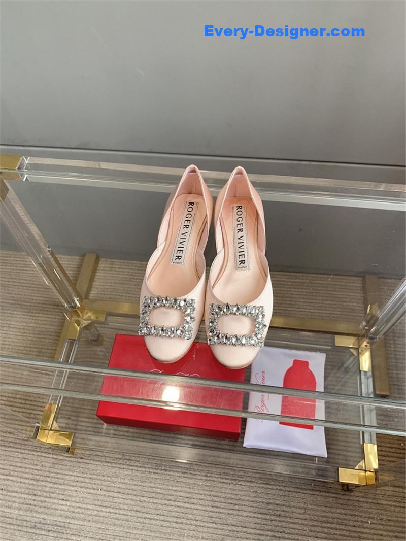 Roger vivier new hollow square buckle flat bottom