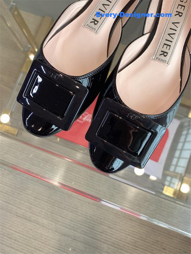 Roger vivier new hollow square buckle flat bottom