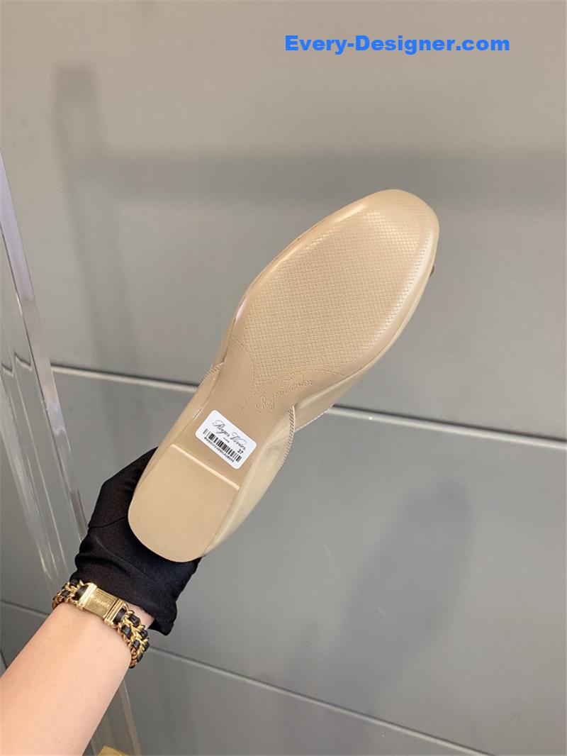 Roger vivier new hollow square buckle flat bottom