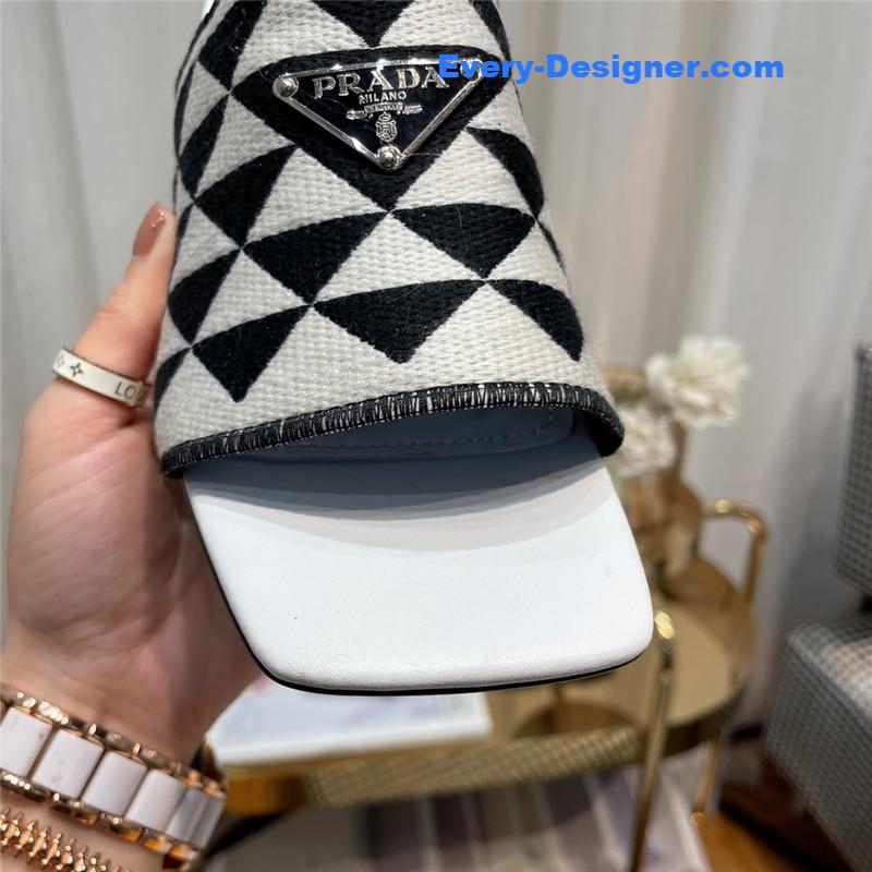 Pra*a knitted series slippers