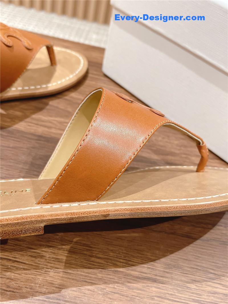 Ce1i*e flip flops womens