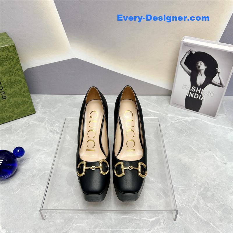 Gvc*1 round toe platform high heels